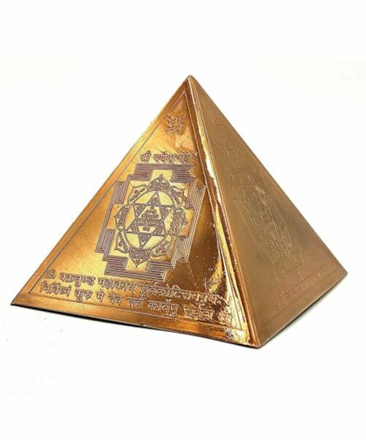 Manufacturer, Exporter, Importer, Supplier, Wholesaler, Retailer, Trader of Astro Pyramid Statue in New Delhi, Delhi, India.